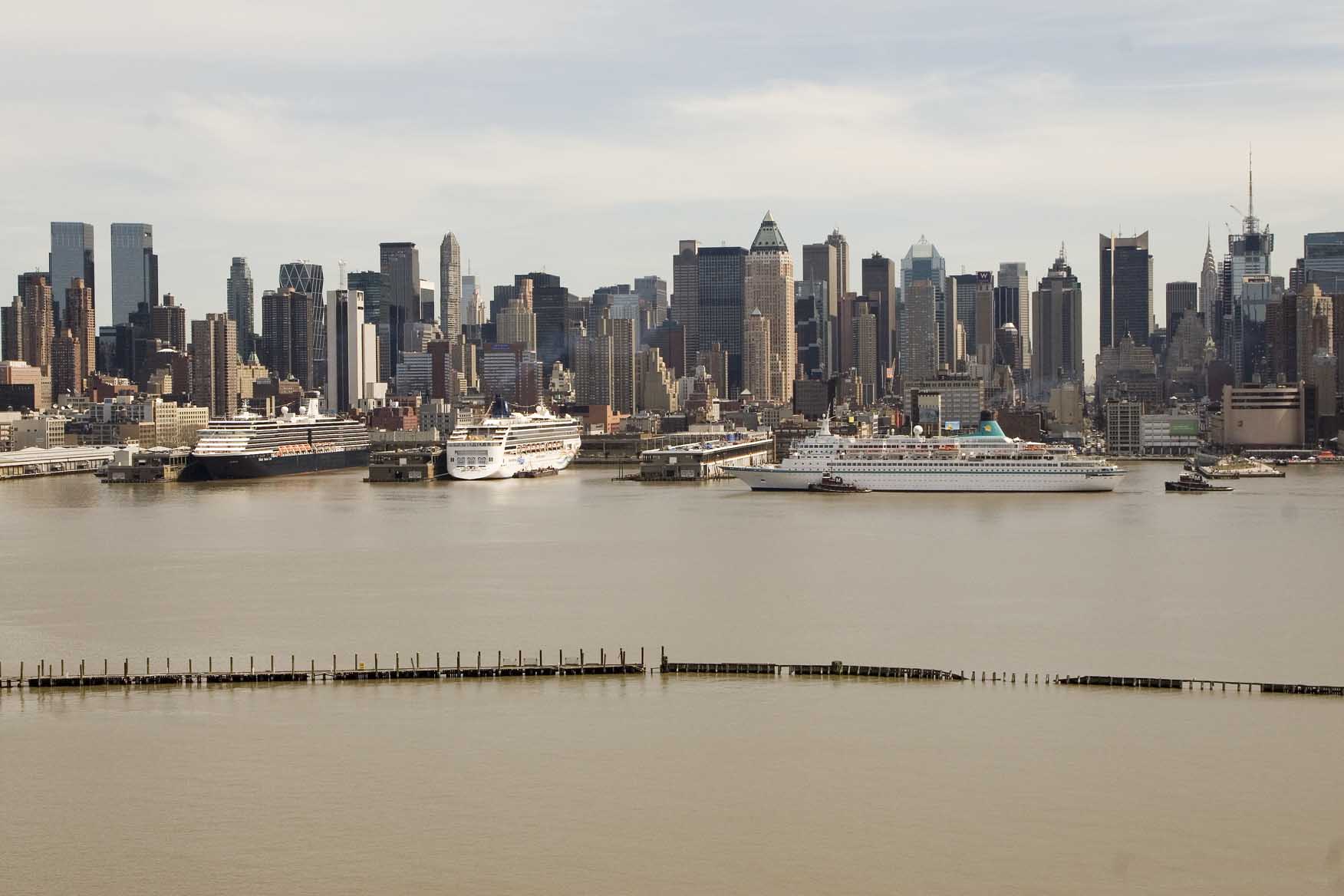 cruise ship