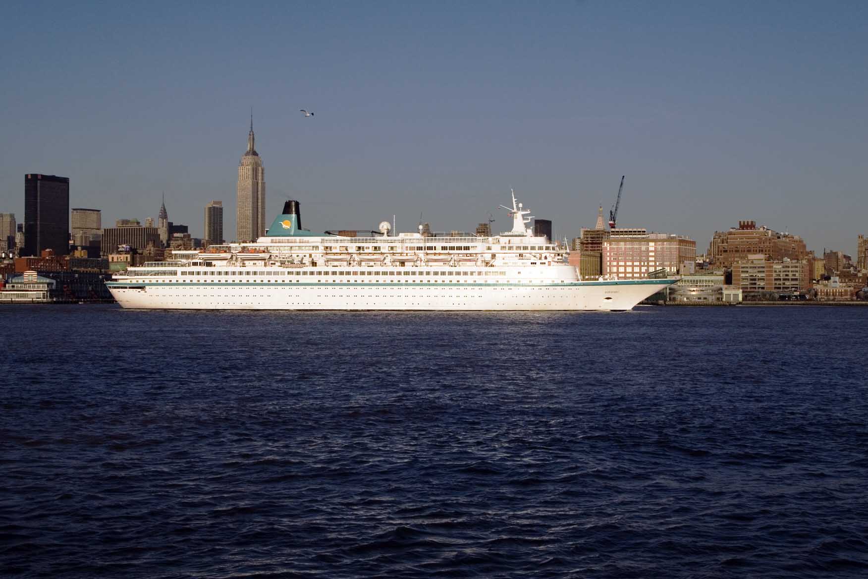 cruise ship