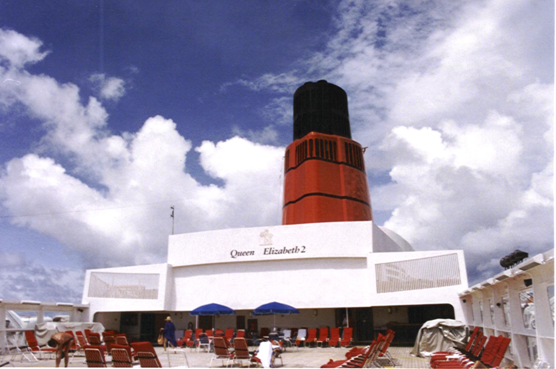 queen elizabeth 2
