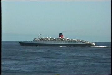 queen elizabeth 2