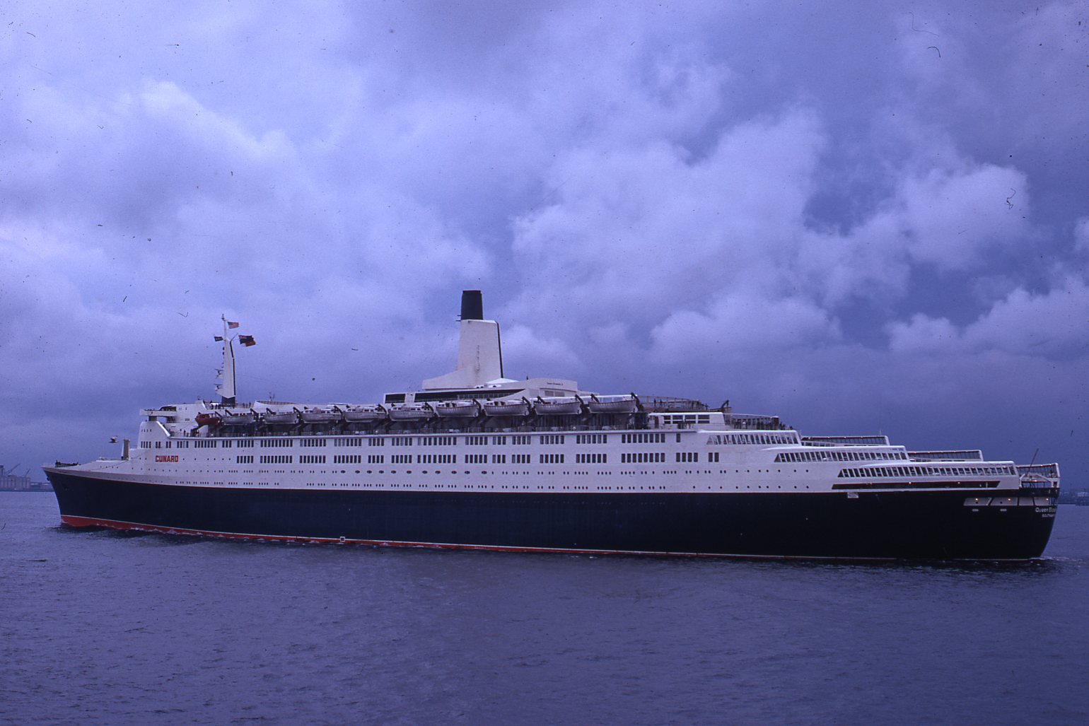 QE2