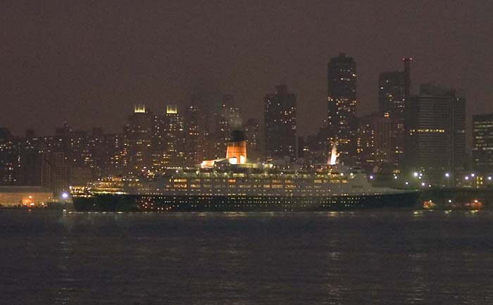 queen elizabeth 2