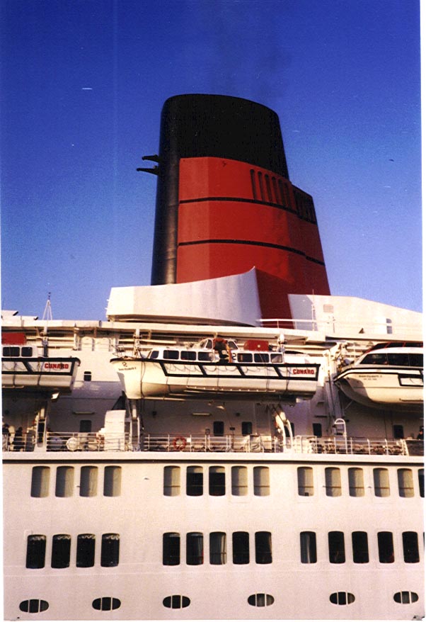 QE2