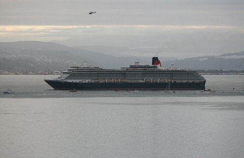 queen elizabeth 2